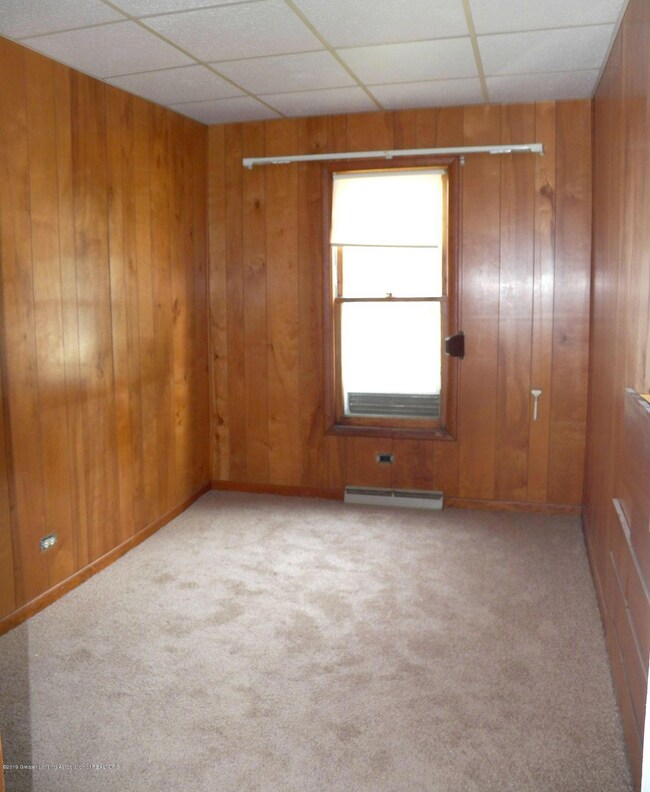 04 Front Bed