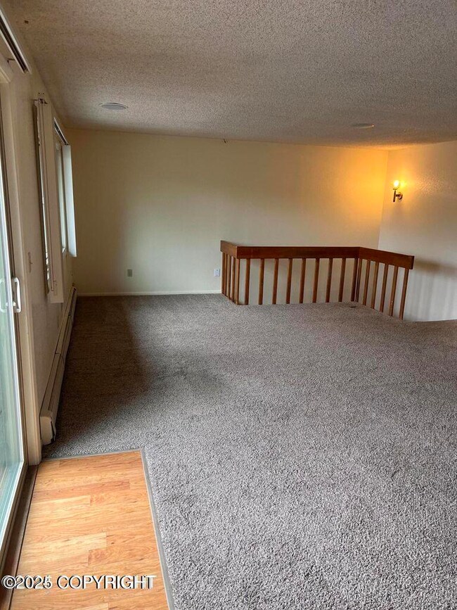 7802 Linda Ln, Anchorage, AK 99518 - photo 4