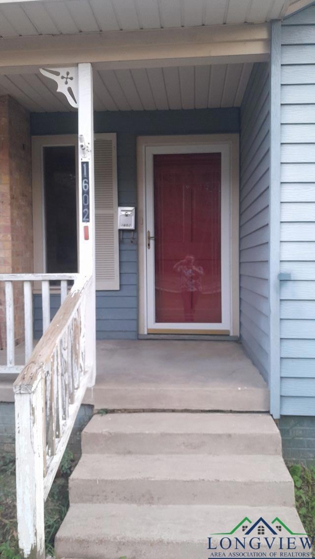 1602 E Main St, Henderson, TX 75652 - photo 2