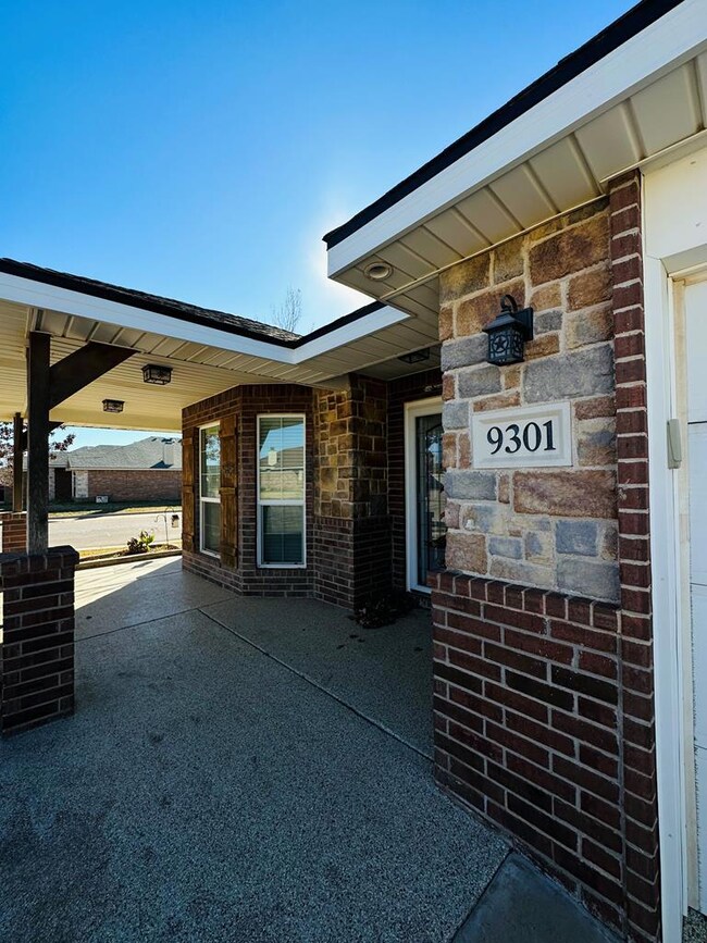 9301 Hawthorne Ct, Odessa, TX 79765 - photo 4