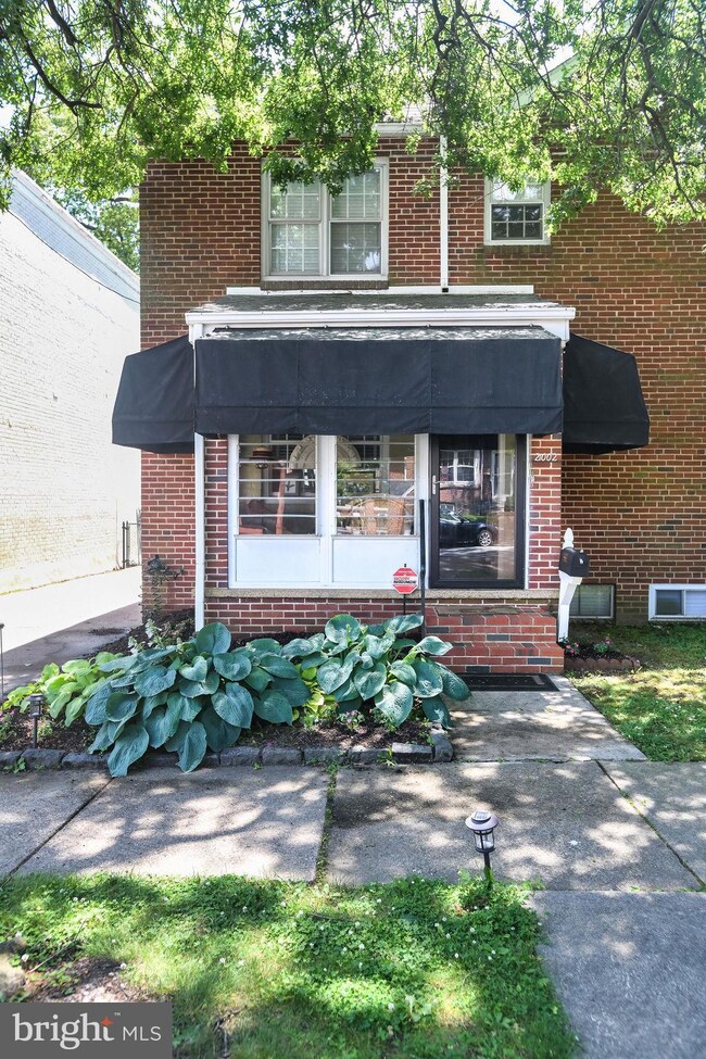 2002 W 17th St, Wilmington, DE 19806 - photo 2