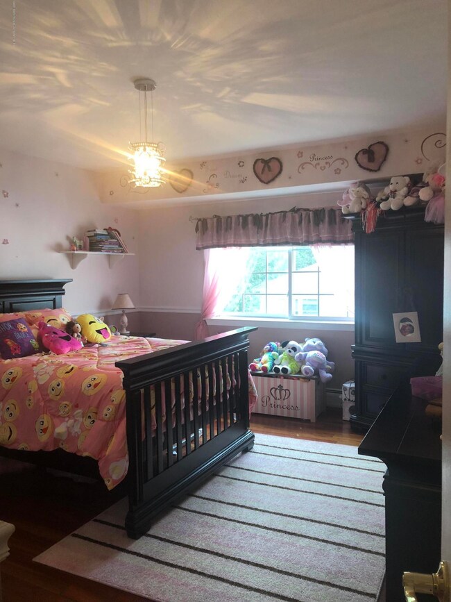 157 Lucille Ave, Staten Island, NY 10309 - photo 7