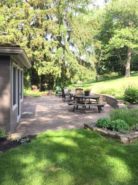 spacious patio