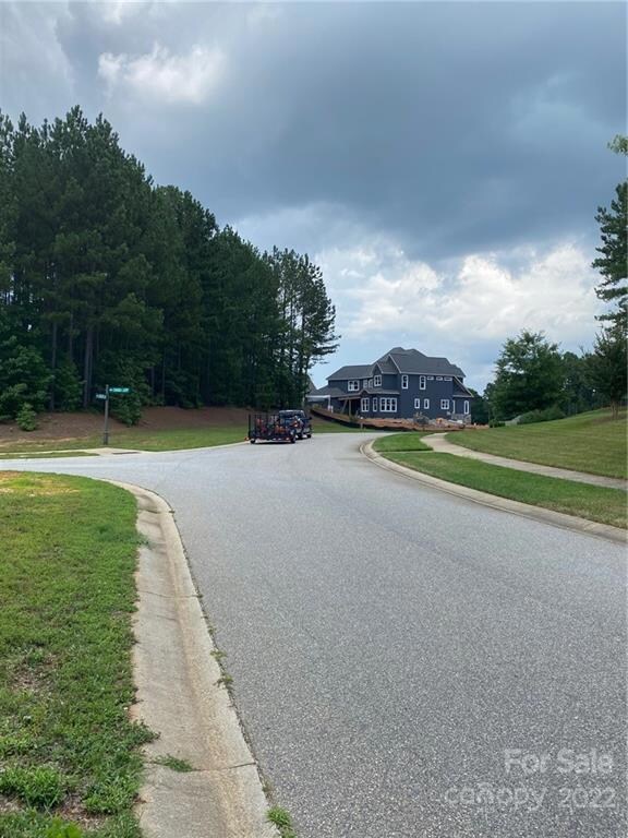 195 Ashmore Cir unit 80, Troutman, NC 28166 - photo 3