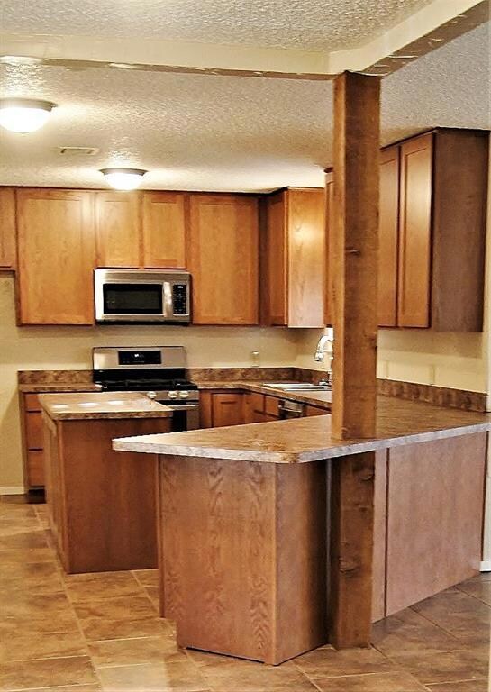 521 Caduceus Ln, Hurst, TX 76053 - photo 5