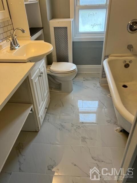 611 New York Ave unit 2 up, Lyndhurst, NJ 07071 - photo 2