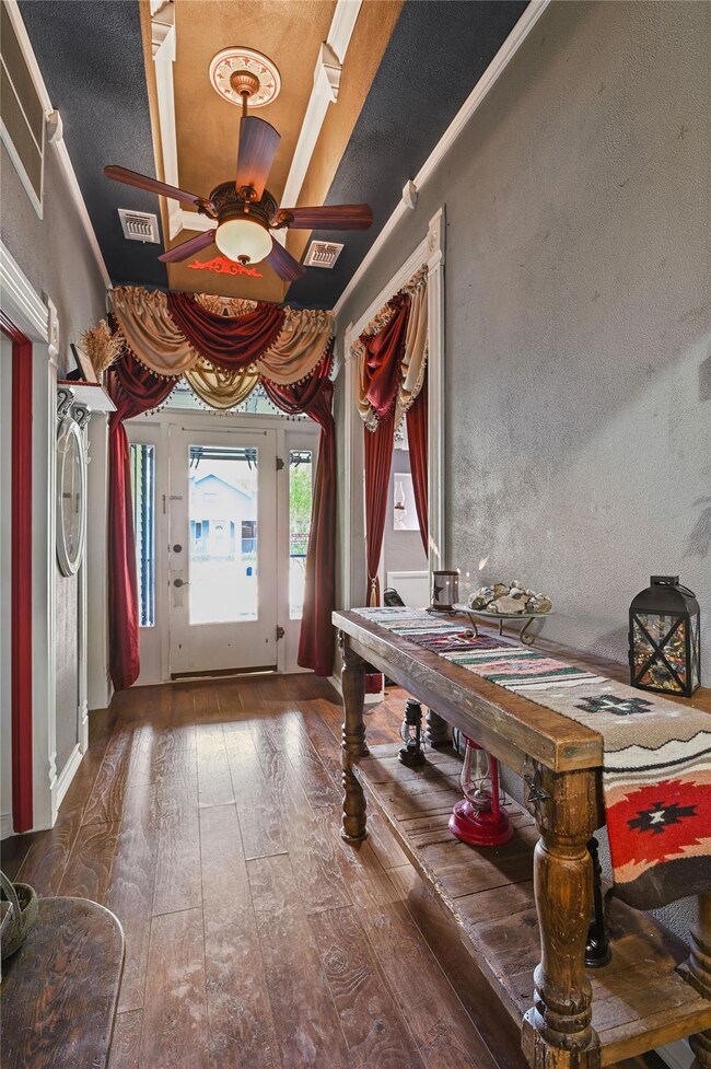 300 W Texas St, Denison, TX 75020 - photo 6