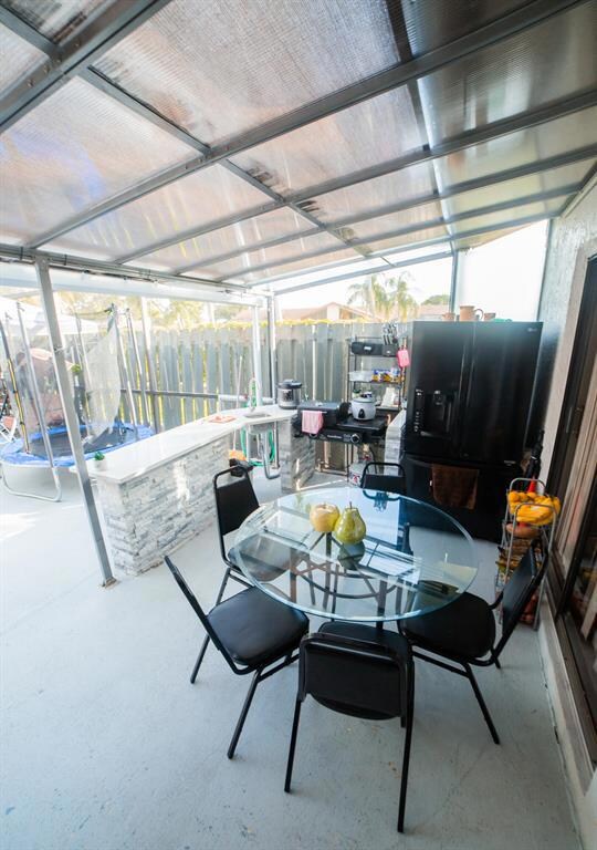 1134 Summit Trail Cir unit B, West Palm Beach, FL 33415 - photo 4