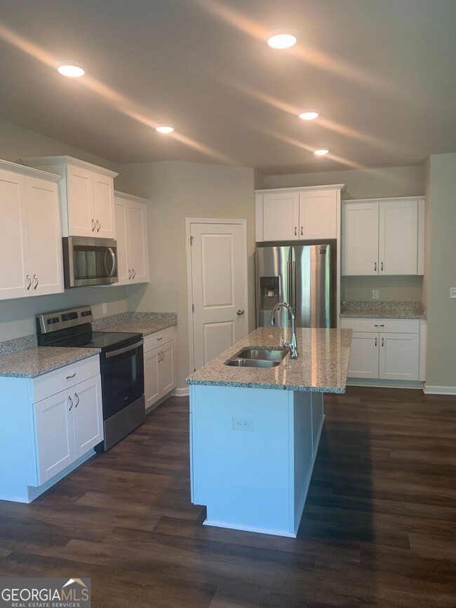 118 Old Mill Dr, Calhoun, GA 30701 - photo 4