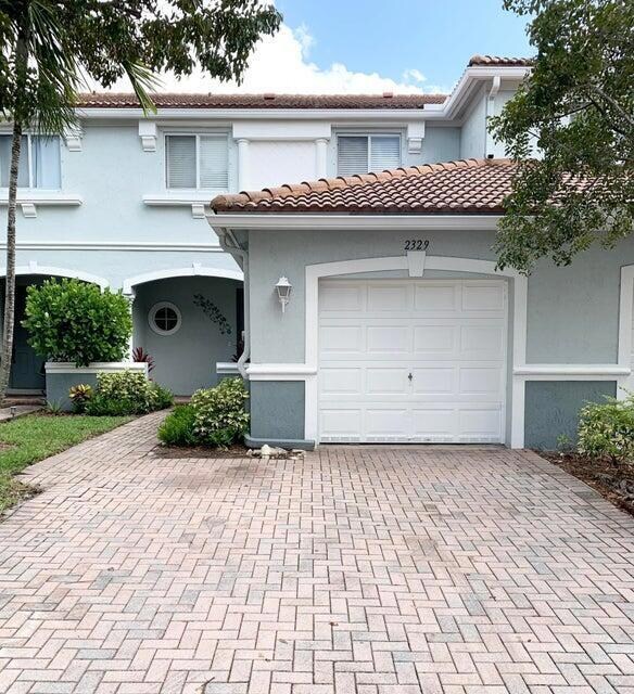 2329 Center Stone Ln, Riviera Beach, FL 33404 - photo 2