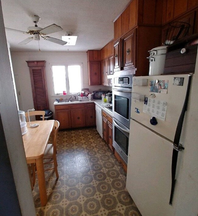 77 Franklin St unit 79, Lynn, MA 01902 - photo 2