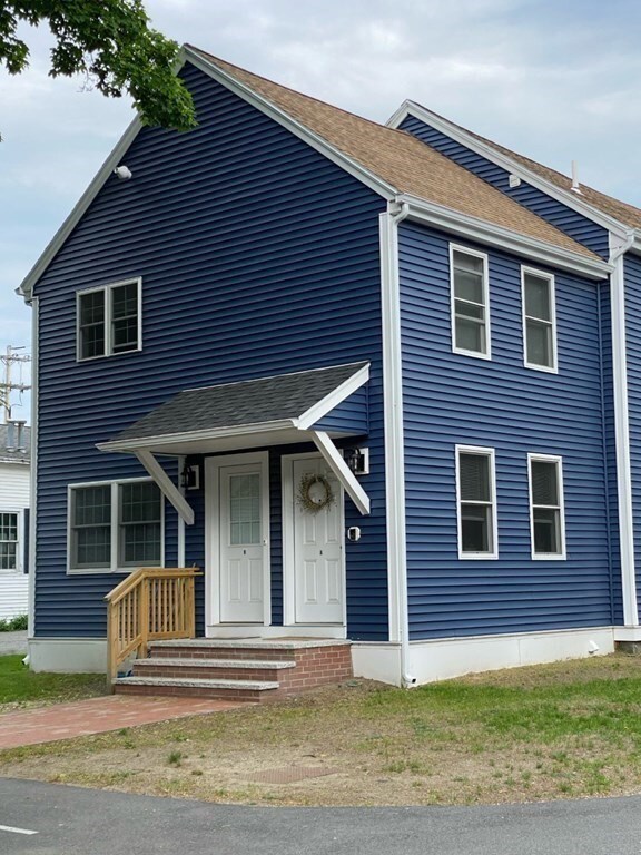 144 Park St unit B, North Reading, MA 01864 - photo 3