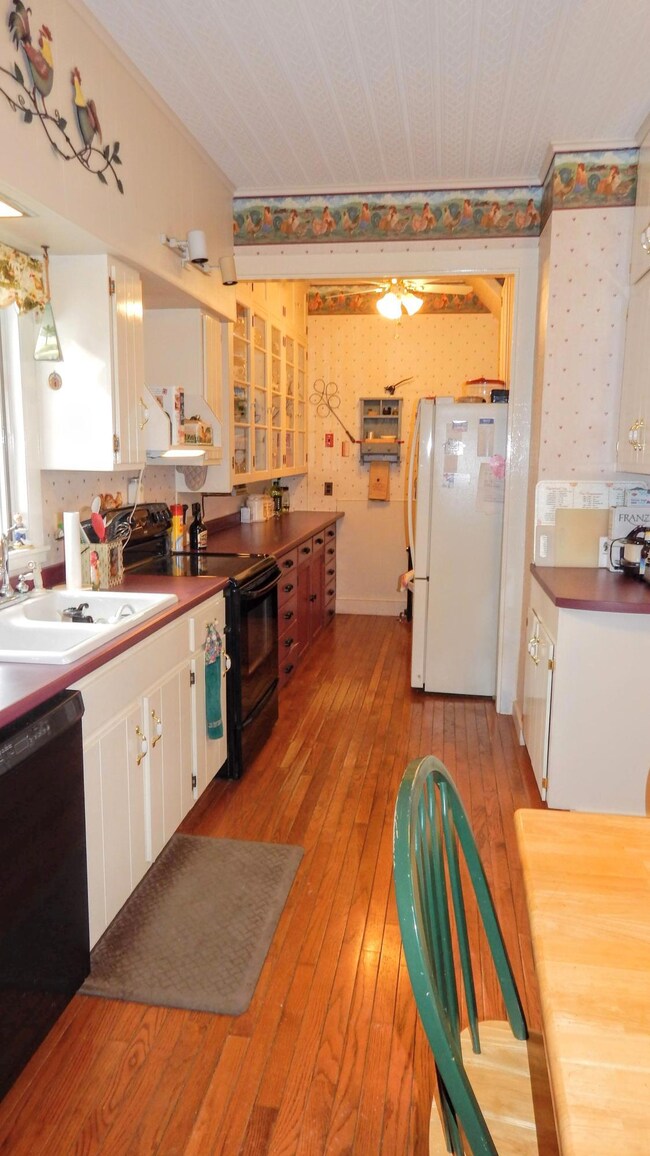 10 High St, Milo, ME 04463 - photo 5