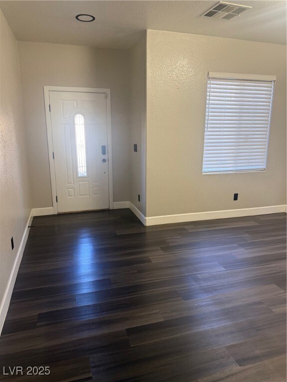 6409 Wild Chive Ave, Las Vegas, NV 89122 - photo 4