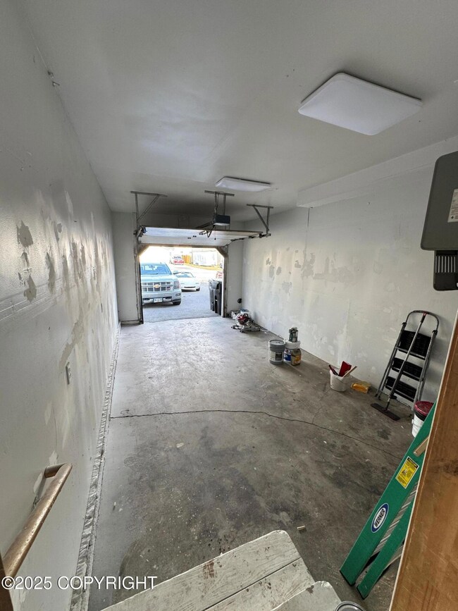 520 San Juan Cir unit B, Anchorage, AK 99504 - photo 6