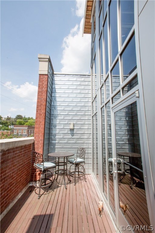 LOWER LEVEL DECK OFF OF GREAT ROOM.