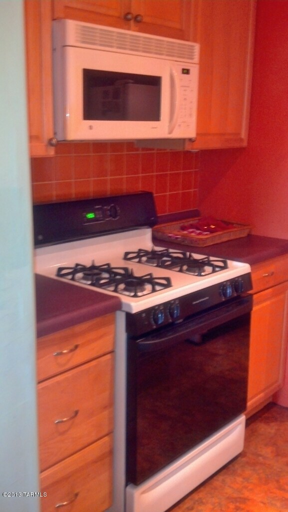 Kitchen 1620