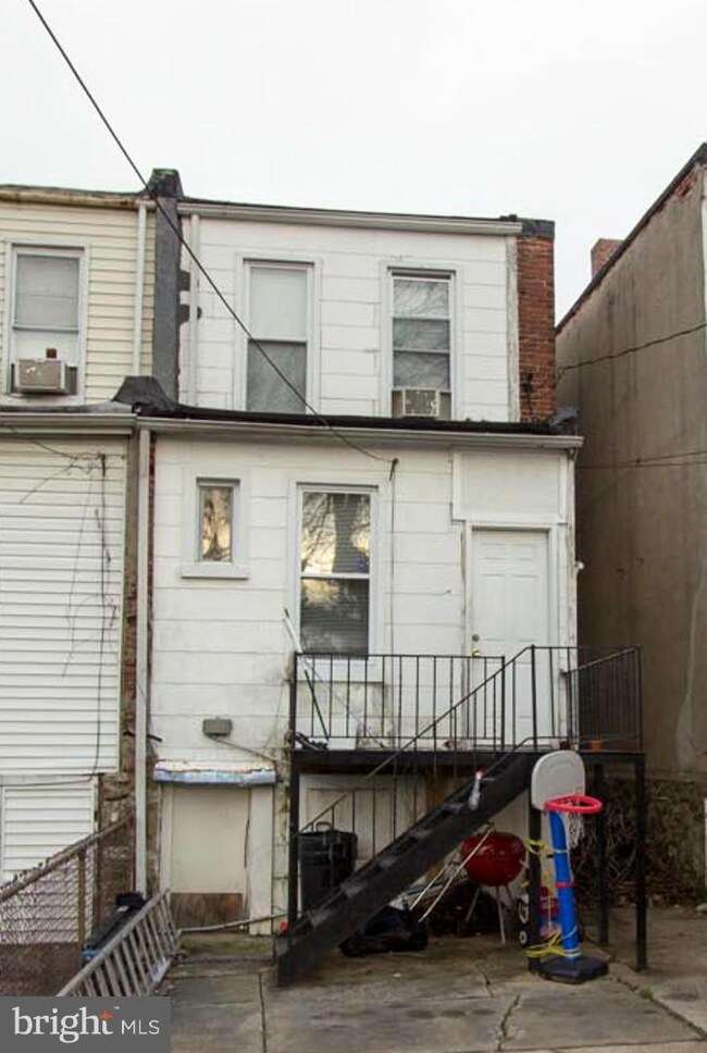 5324 Maple Ave, Baltimore, MD 21215 - photo 2