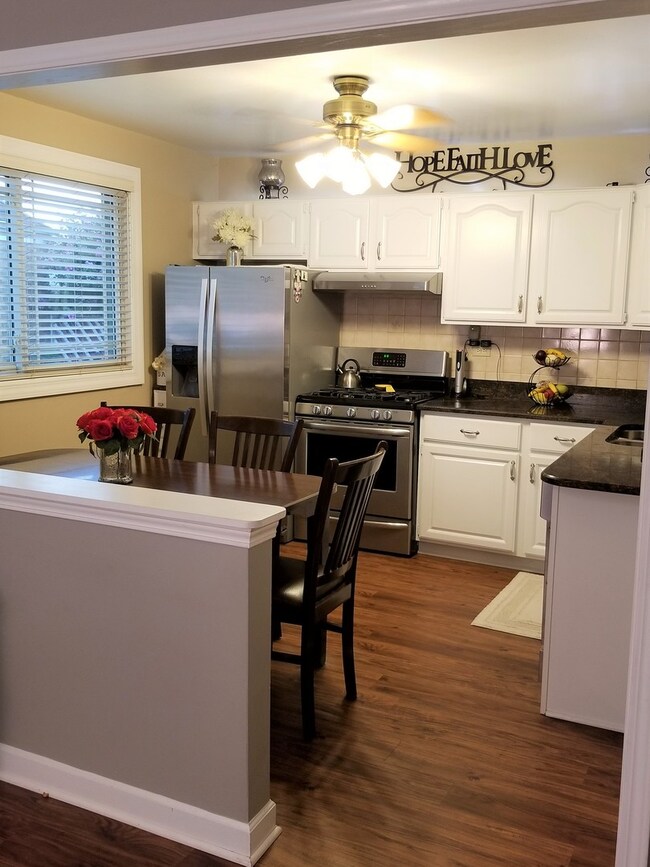 4424 Emerson Ave, Schiller Park, IL 60176 - photo 6