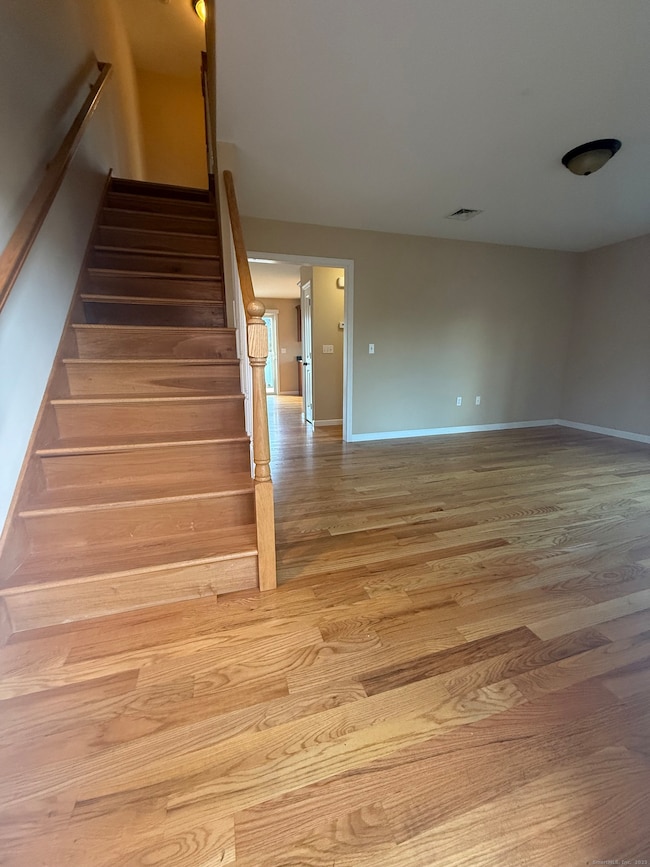 49 Franklin St unit A, Vernon Rockville, CT 06066 - photo 4