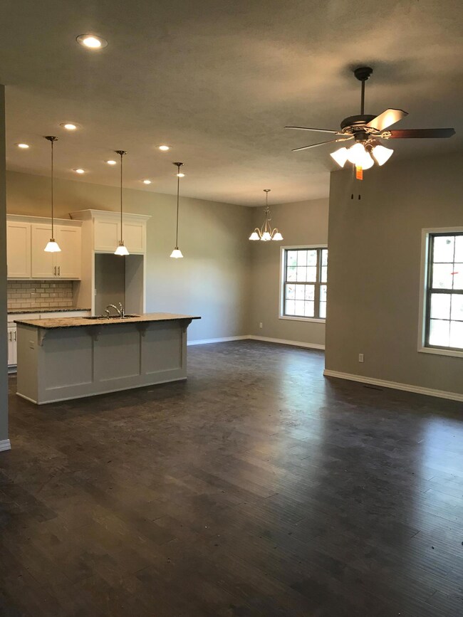 887 E Striper Dr, Nixa, MO 65714 - photo 4