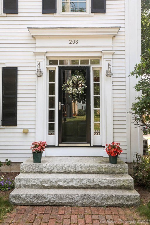 208 Main St unit 3, Amesbury, MA 01913 - photo 3