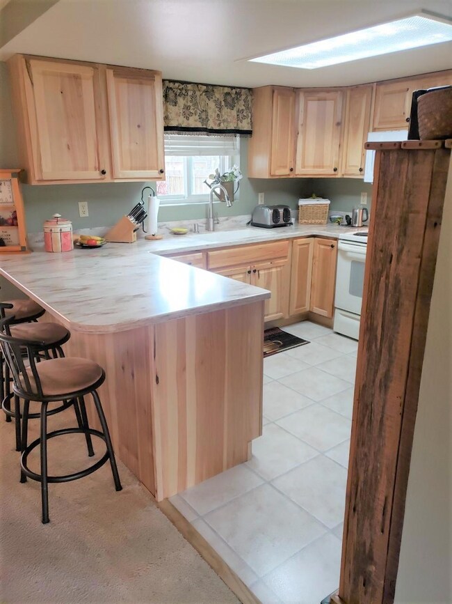 607 Granite View Dr, Kalispell, MT 59901 - photo 7