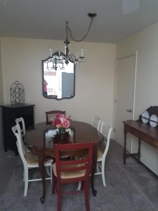 14215 N Newcastle Dr, Sun City, AZ 85351 - photo 4