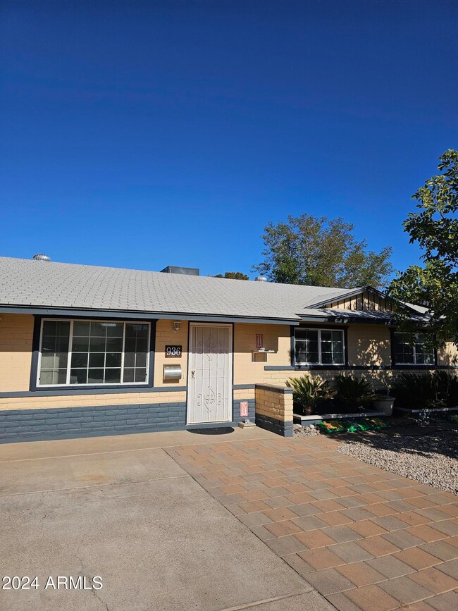 936 E 7th Dr, Mesa, AZ 85204 - photo 6