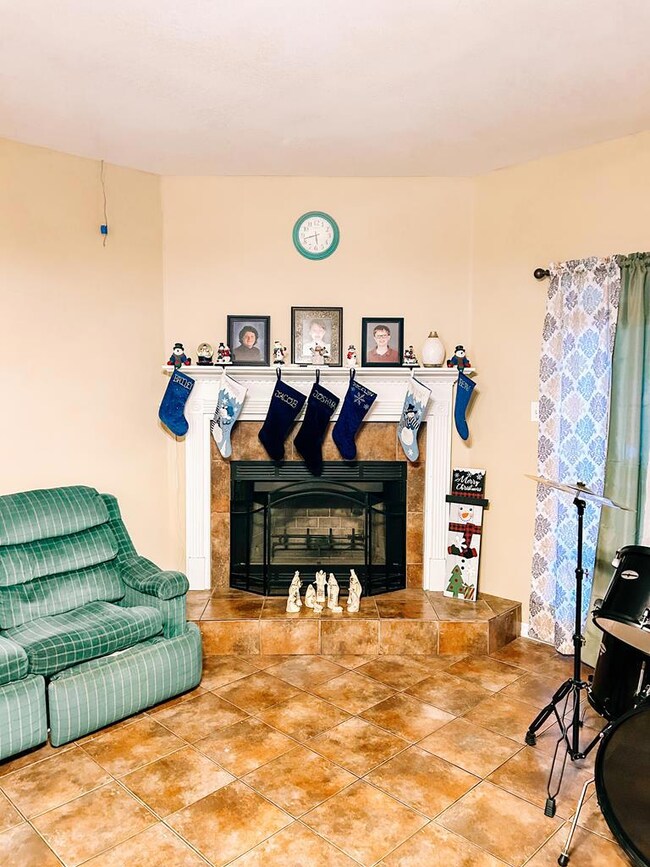 28 Crimson Ln, Picayune, MS 39466 - photo 5