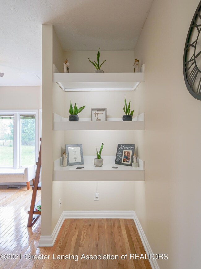 1330_Willoughby_Rd-13
