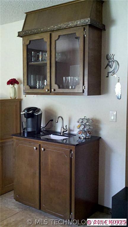 Wet Bar