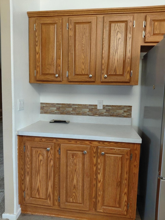 lots of kitchen cabinets