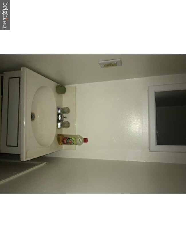 37 E Lancaster Ave, Ardmore, PA 19003 - photo 4