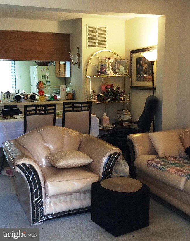 2207 Riding Crop Way, Windsor Mill, MD 21244 - photo 3