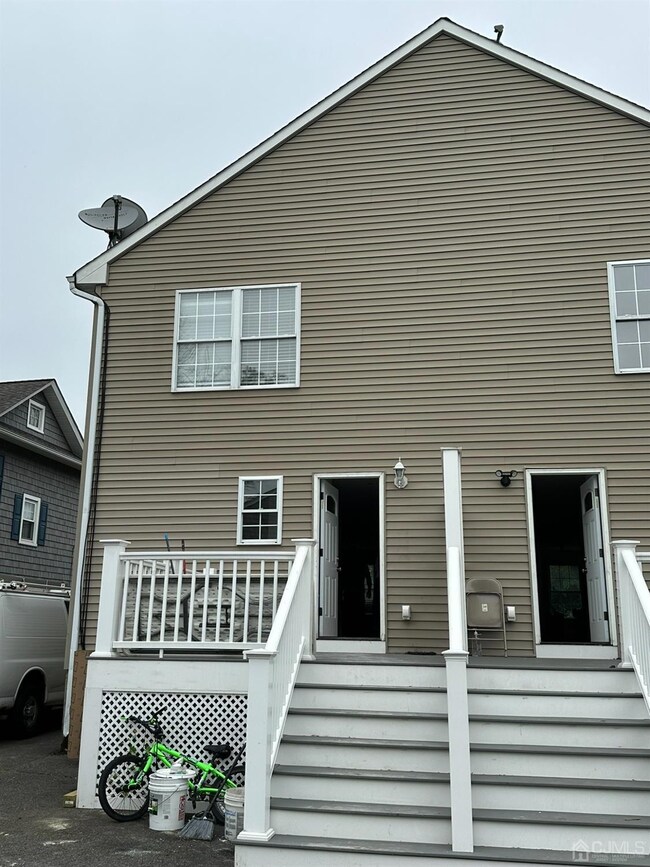 319 Madison Ave unit 1, Dunellen, NJ 08812 - photo 2