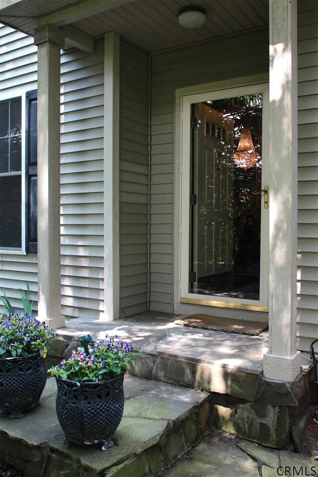 19 Killarney Ct, Saratoga Springs, NY 12866 - photo 3