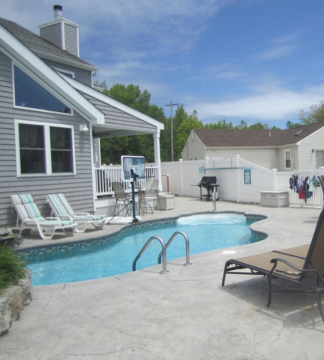 92 Veeder Ln, Bayville, NJ 08721 - photo 3