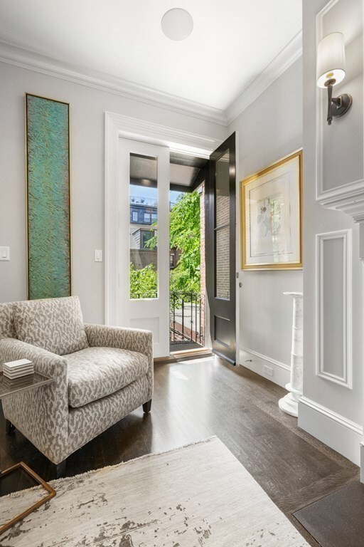 22 W Cedar St, Boston, MA 02108 - photo 4