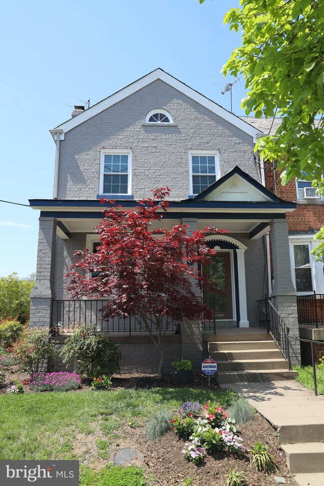 4000 10th St NE, Washington, DC 20017 - photo 2