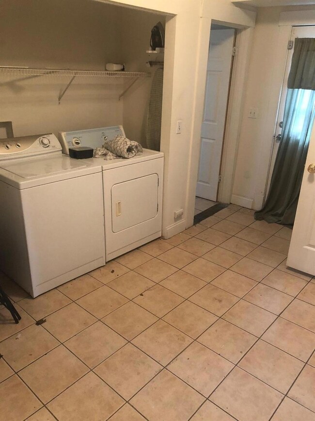 135 W 66th St, Cincinnati, OH 45216 - photo 7