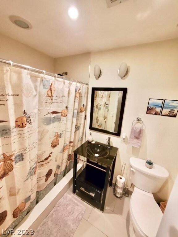 2nd Bathroom