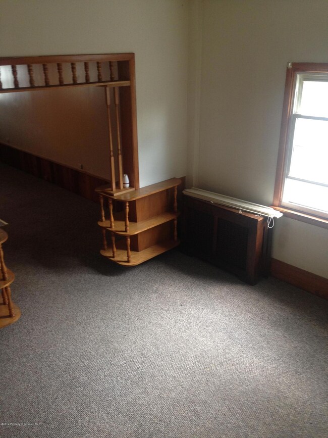 128 S Main St, Archbald, PA 18403 - photo 3