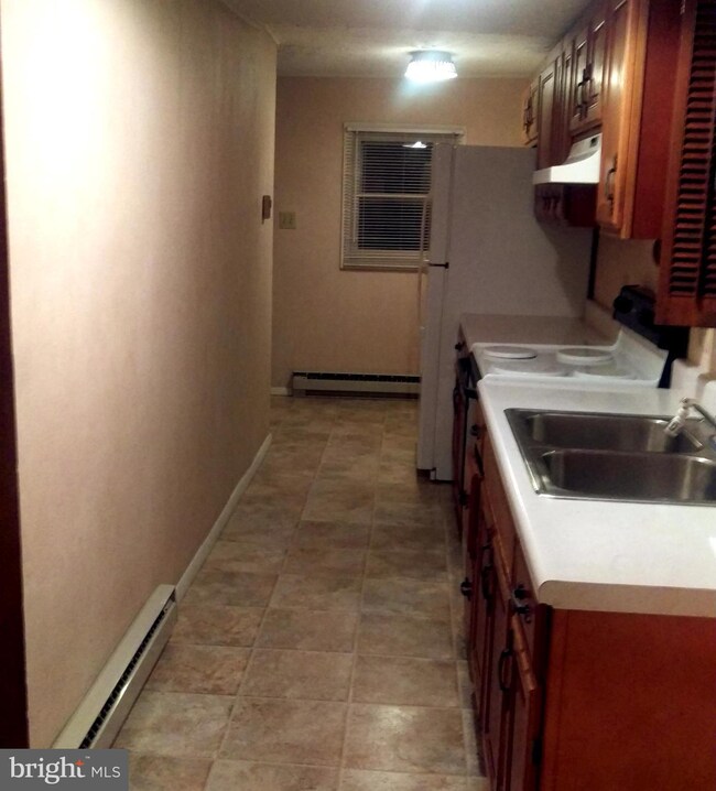 16 W Wilson Blvd, Hagerstown, MD 21740 - photo 6