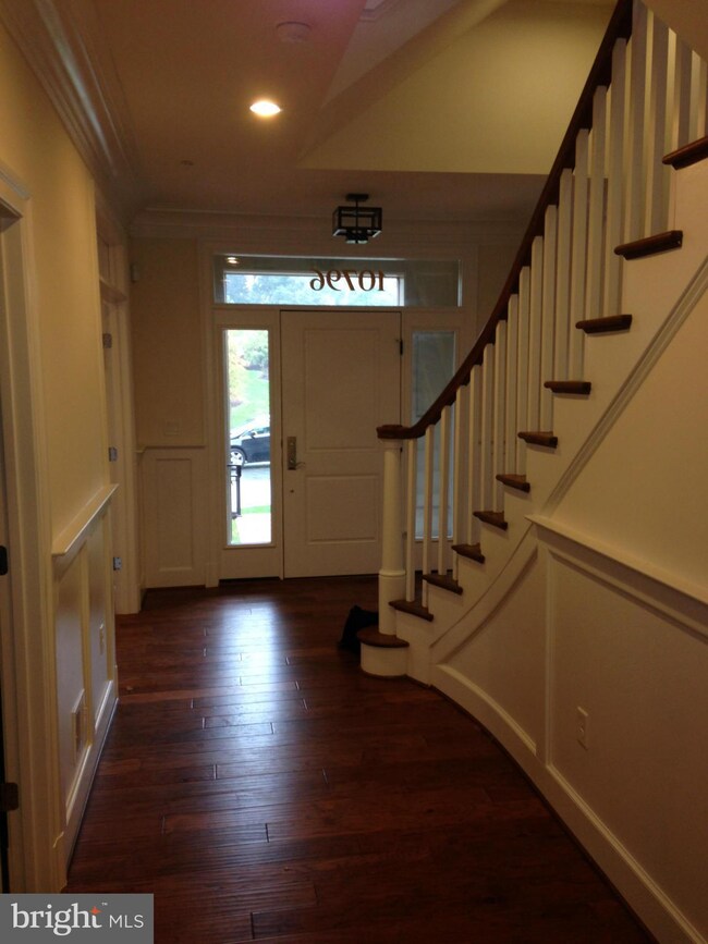 10796 Symphony Park Dr, Rockville, MD 20852 - photo 7