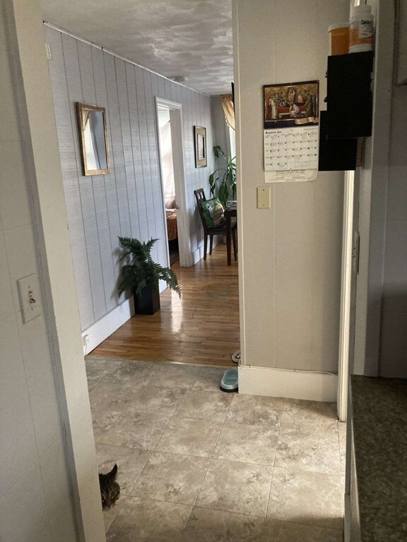 305 Princeton St, Boston, MA 02128 - photo 6