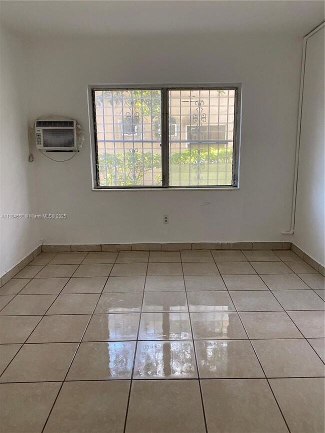 100 NW 16th Ave unit 3, Miami, FL 33125 - photo 2