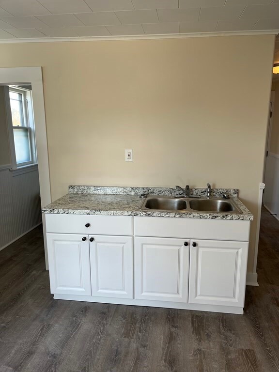 364 Hamilton St unit 3L, Southbridge, MA 01550 - photo 3