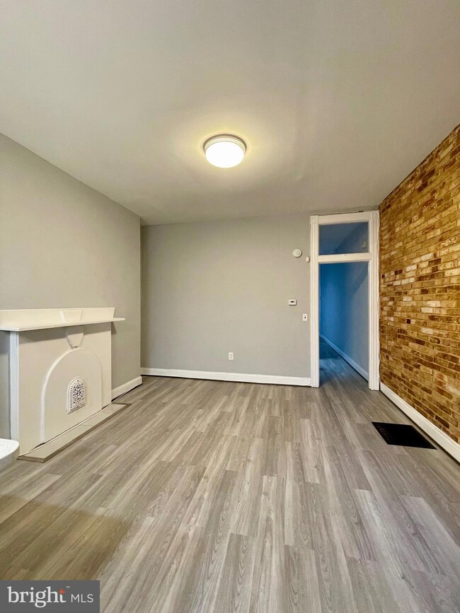 2216 Jefferson St, Baltimore, MD 21205 - photo 5