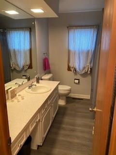 209 E 29th St S, Newton, IA 50208 - photo 7